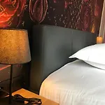 Neutralia
